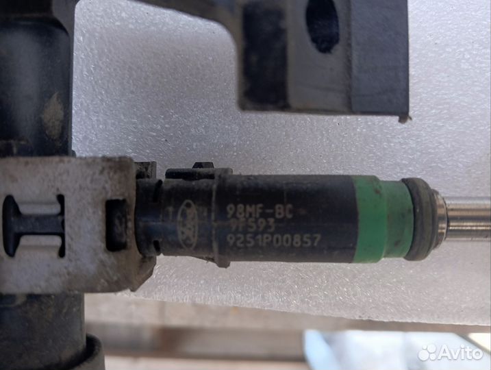 Форсунка Ford Focus 98mfbc; 98MF9F593BC; 98MF9F593