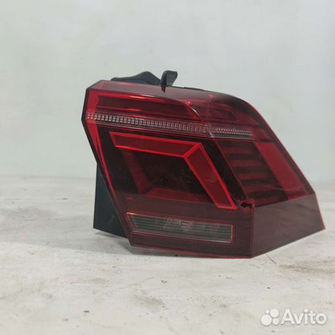 Фонарь Volkswagen Tiguan 2 IQ. light задний