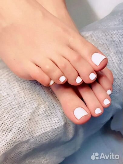 Модель на маникюр