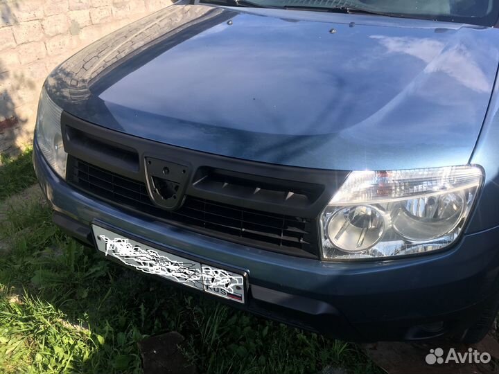 Решетка радиатора на renault duster