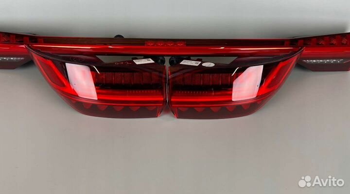 Audi A7 4k фонари задние комплект и бленда