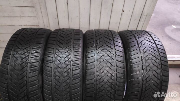 Vredestein Wintrac Xtreme 245/40 R19 98Y