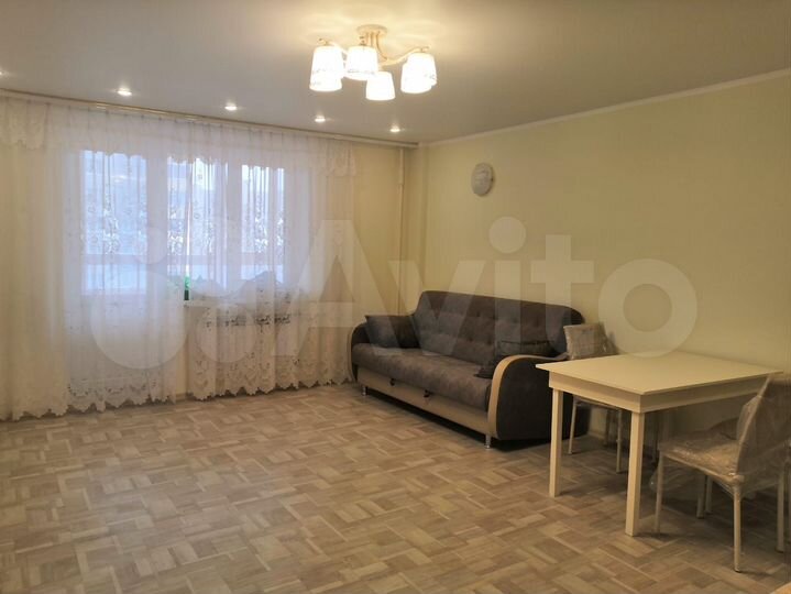 3-к. квартира, 90 м², 5/10 эт.