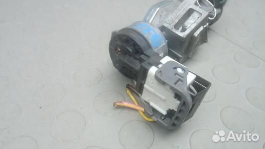 Замок зажигания mazda 3 1 (93E31J102)