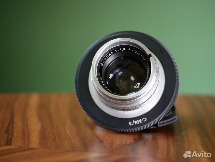 Carl Zeiss Jena Sonnar 25mm f1.4 MFT