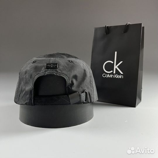 Бейсболка кепка calvin klein