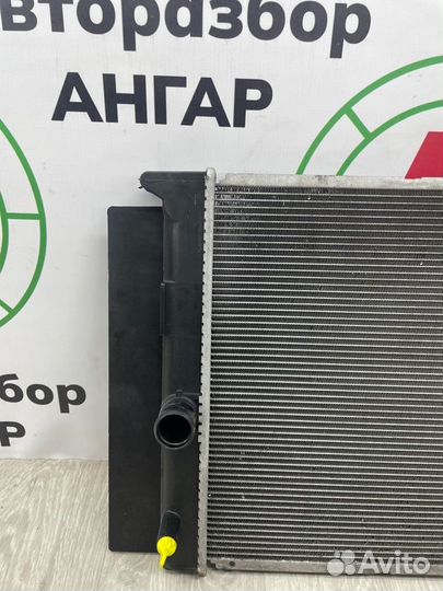 Радиатор охлаждения двигателя Toyota Auris ZRE151