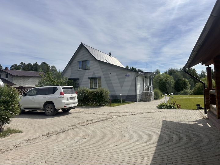 Коттедж 250 м² на участке 25 сот.