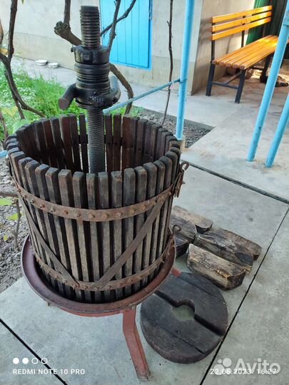 Пресс для отжима винограда