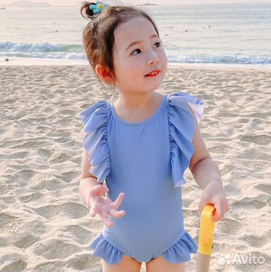 Купальник для девочки новый 100 110