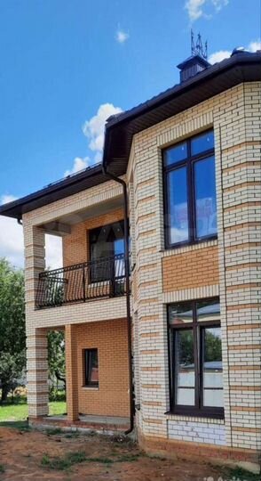 Дом 231,8 м² на участке 10 сот.