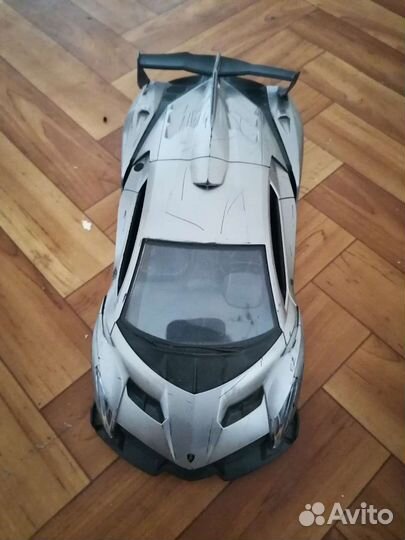 Lamborghini Neveno на пульте управления