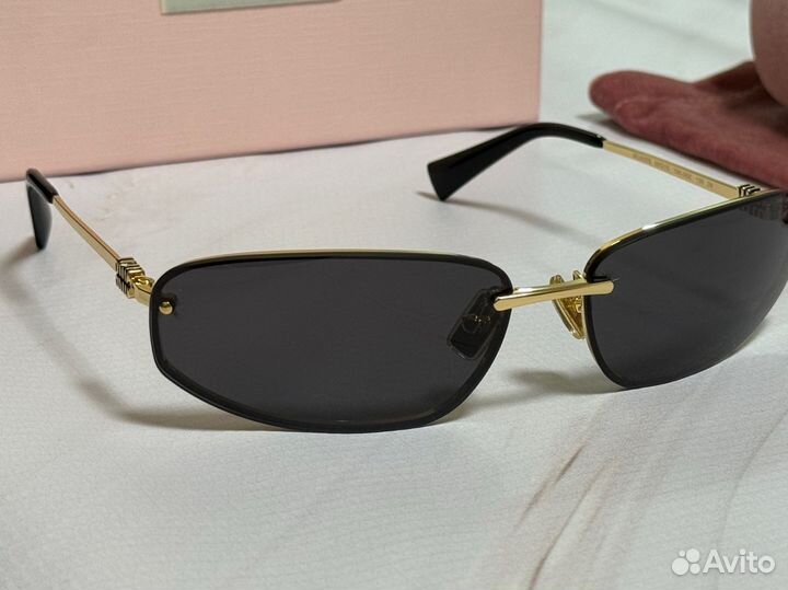 Очки MIU MIU MUA50S