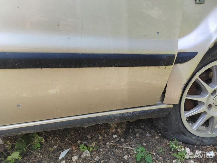 Дверь передняя правая Iran Khodro Samand 1.8