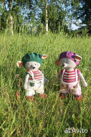 Вязаные игрушки Мышата в наличии