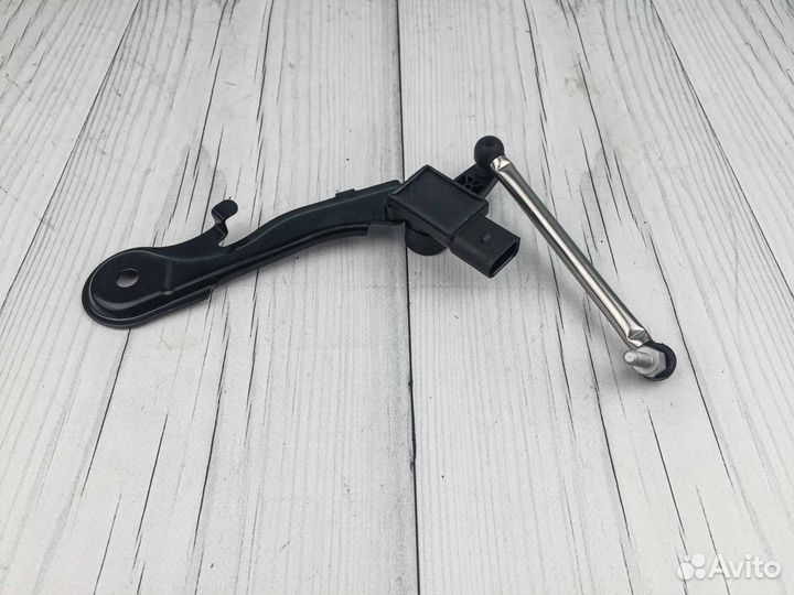 Датчик дорожного просвета задний A6 C8 A7 C8 Q5 II