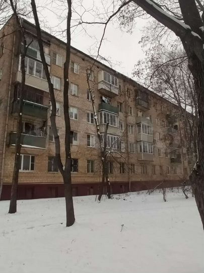 Комната 52 м² в 2-к., 4/5 эт.