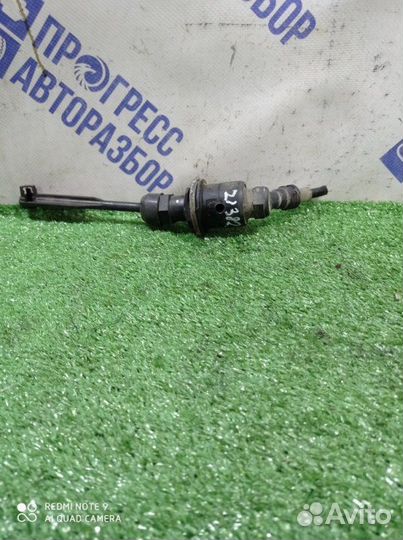 Главный цилиндр сцепления Renault Sandero Stepway