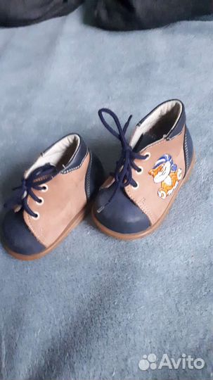 Ботиночки детские 19 размер