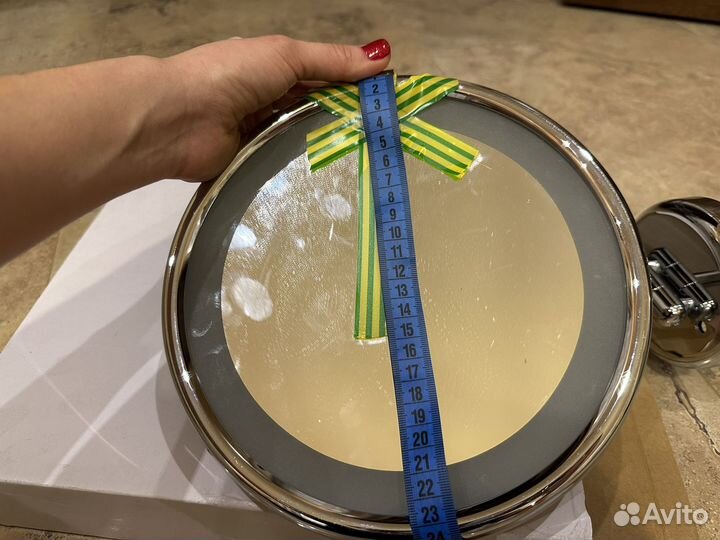 Косметическое настенное зеркало Koh-i-noor 20/0KK2