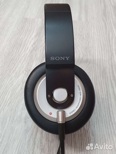 Наушники Sony MDR-XB500