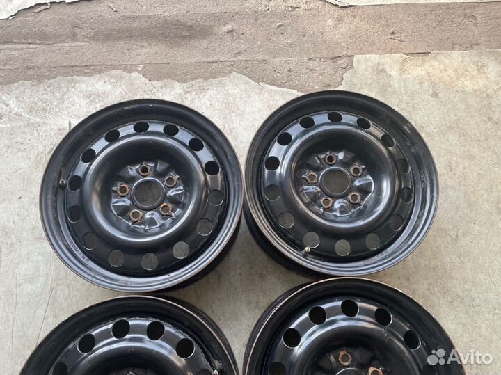 Оригинальные диски на 16 на Тайота поштучно