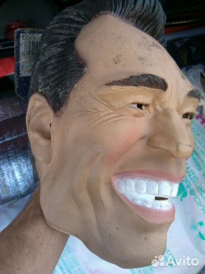 Маска для Хэлооуина и Нов Года