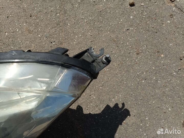 Фары Citroen с4 пикассо