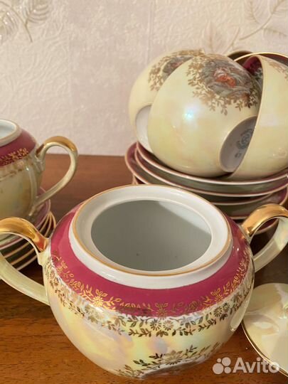 Чашки, сахарница Мадонна