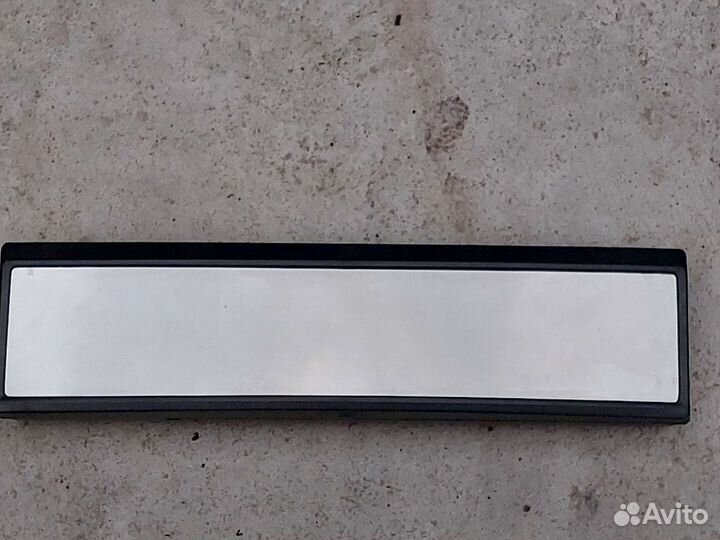 Зеркало заднего вида салонное