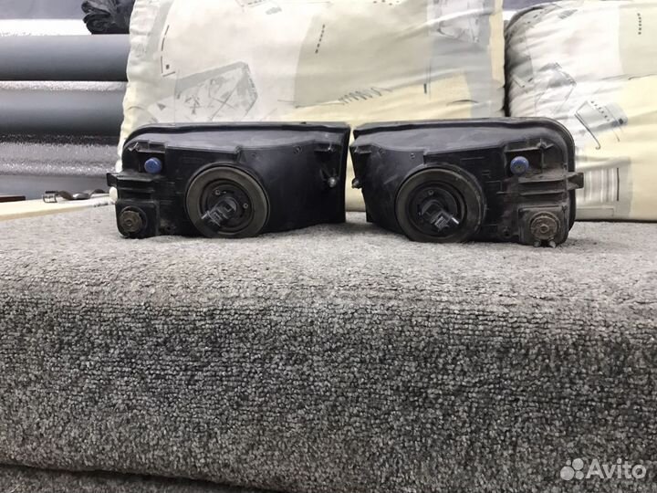 Противотуманные фары toyota Land cruiser 200 ориг