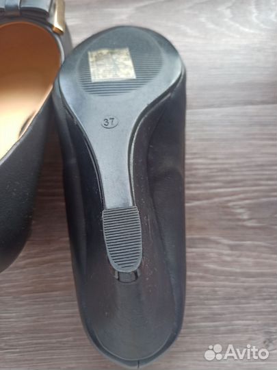 Туфли женские 37 размер новые