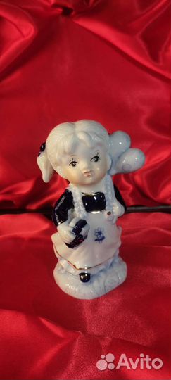 Фарфоровая статуэтка EM. Exclusive collection