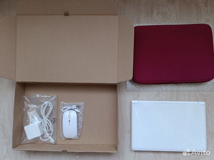 Ноутбук Pipo 11,6” 2,7ггц 12GB RAM 256GB SSD Чехол