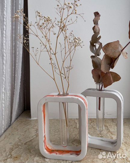 Ваза с колбой