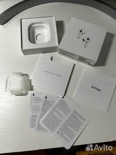 Пустая коробка из-под airpods pro