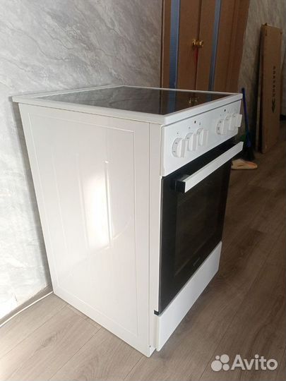 Электрическая плита Gorenje EC5121WG-B