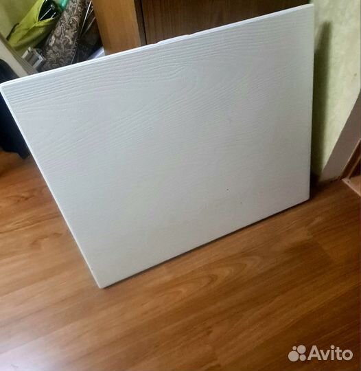 Стол со стульями