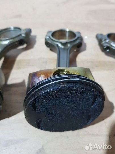 Поршень с шатуном Opel Astra L48 Z18XER