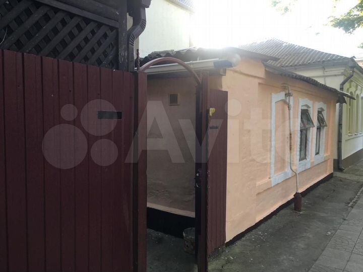 Дом 27 м² на участке 1 сот.