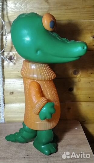 Игрушка крокодил гена СССР