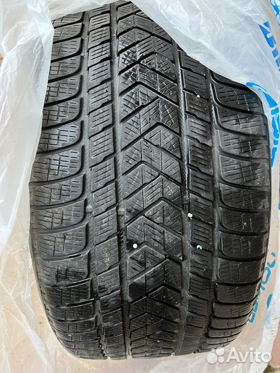 Pirelli Scorpion Winter 275/45 R20 и 305/40 R20 110V
