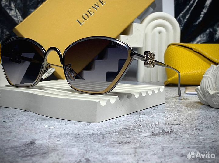 Очки солнцезащитные женские