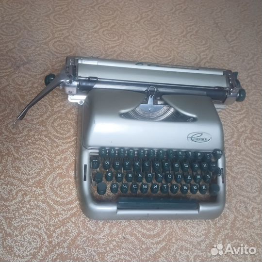 Пишущая печатная машинка Combina москва