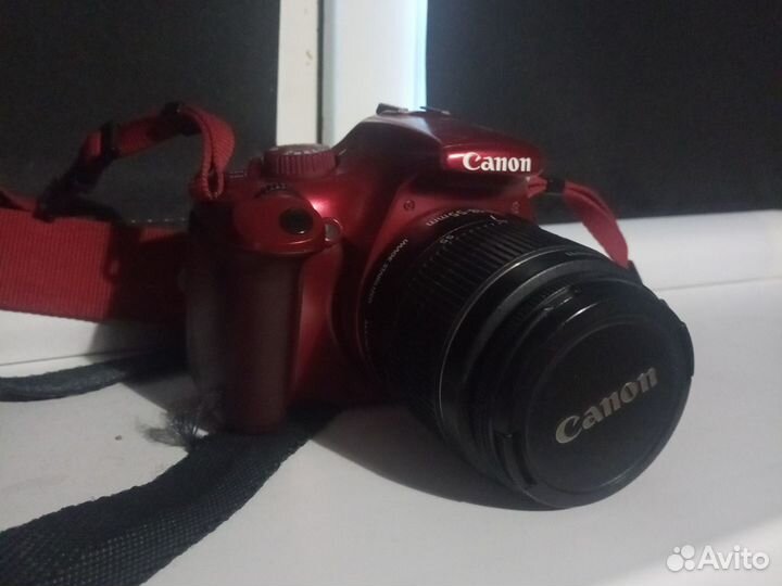 Canon eos 1100d