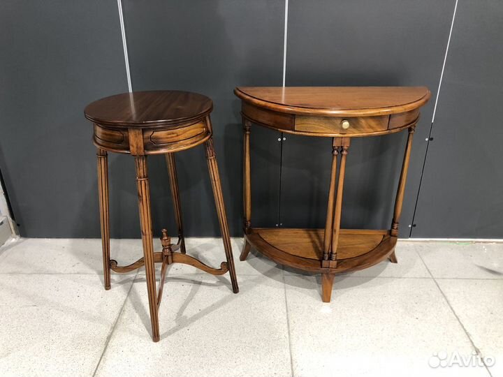 Столик подставка