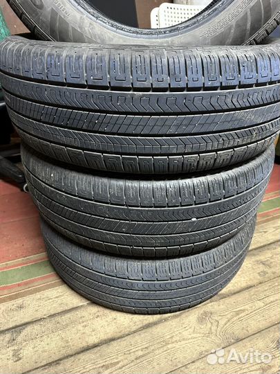 Continental CrossContact RX 235/60 R18 103H