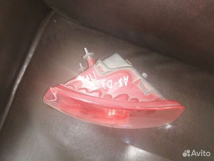 Фонарь правый Audi A8 D3