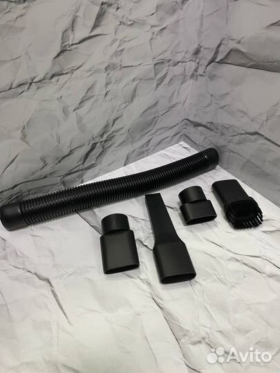 Автомобильный пылесос новый