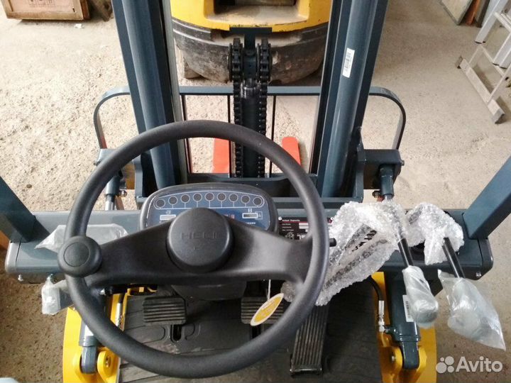 Вилочный погрузчик Heli CPCD15, 2023